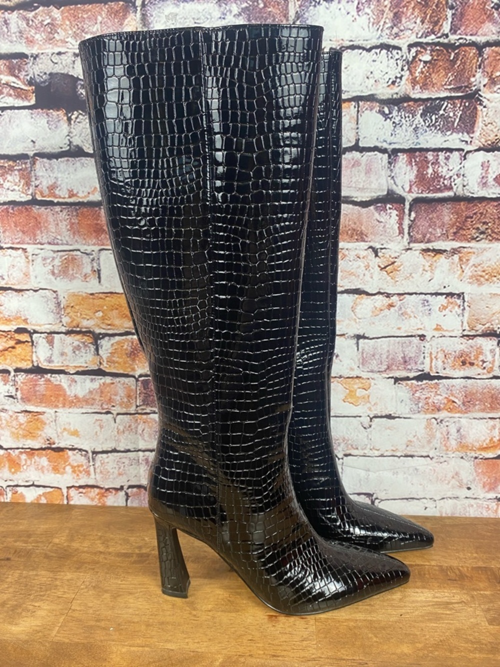 Steve Madden Black Croc-Embossed Faux Leather High Heel Knee-High Boots Sz 7.5 - Picture 4 of 15